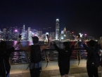 Tisuće prosvjednika u Hong Kongu formirali "ljudski lanac"