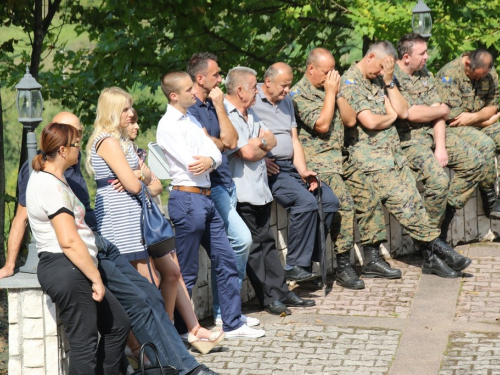 FOTO/VIDEO: Na Uzdolu obilježena 23. obljetnica stravičnog pokolja nad Hrvatima