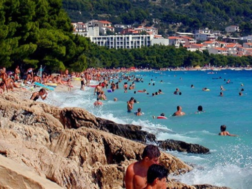 Stiže najbolja turistička sezona u 26 godina, a najtraženiji su konobari