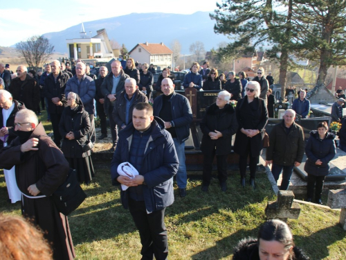 FOTO: Sahranjen fra Živko Petričević