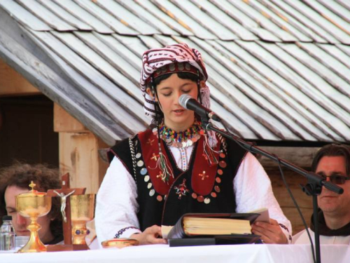 FOTO: Rumbočka fešta na Zahumu, proslavljen sv. Josip Radnik