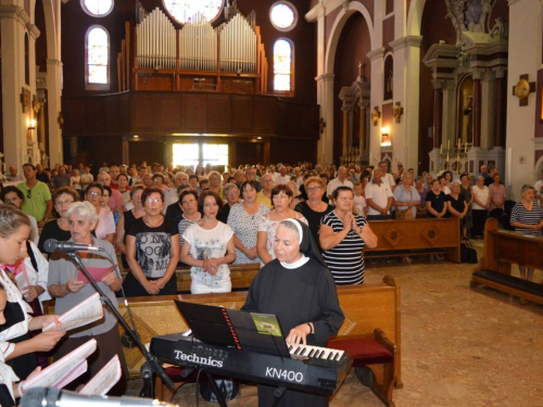 FOTO/VIDEO: Hodočašće Rame Majci od Milosti u Sinj