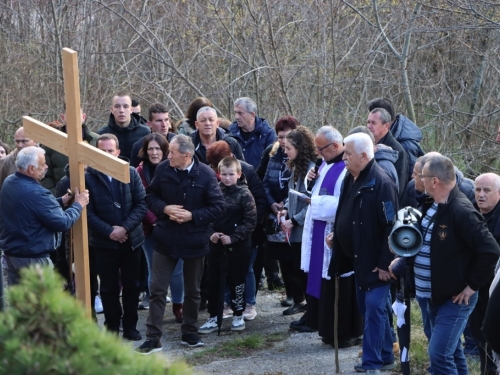 FOTO: Ramski put križa u Podboru