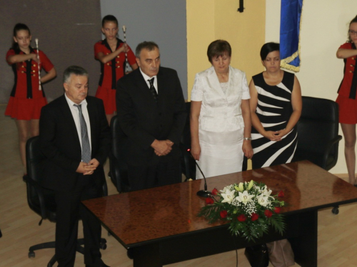 FOTO: Polaganjem vijenaca i svečanom sjednicom započelo obilježavanje Dana općine