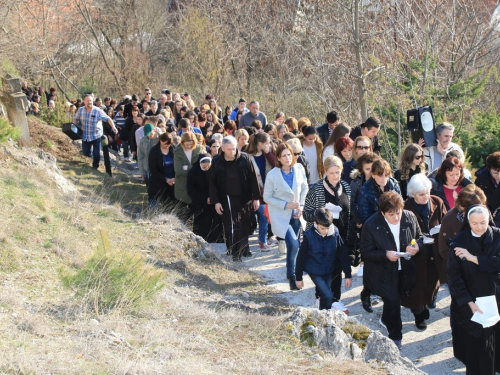 FOTO: Ramski put križa na brdo Gračac