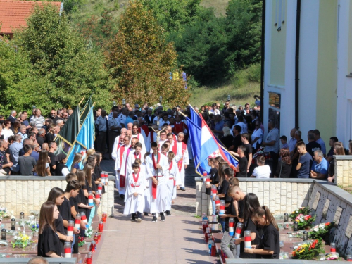 FOTO: Na Uzdolu obilježena 25. obljetnica zločina nad Hrvatima