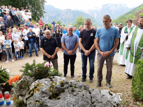 FOTO: Na Pomenu obilježena 27. obljetnica stradanja hrvatskih branitelja