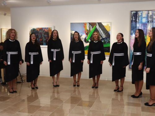 FOTO: Svečano otvorena Galerija Franjevačkog samostana Rama Šćit