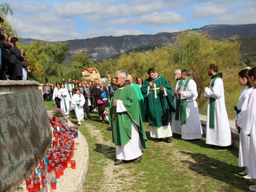 FOTO: Dan sjećanja na ramske žrtve - Komemoracija na Šćitu