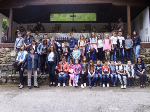 FOTO: Jednodnevnim izletom obilježen Dan OŠ Veselka Tenžere Uzdol