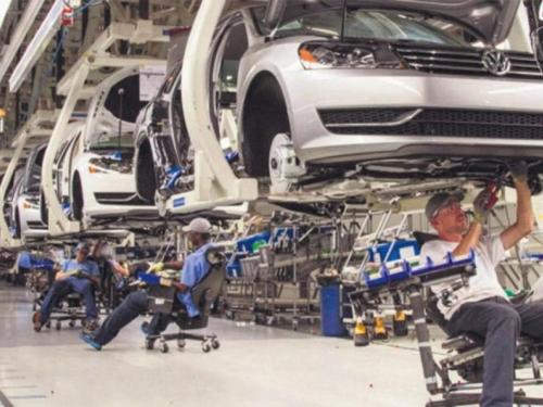 VW: Masovna otpuštanja, od radnika traže da se odreknu dijela plaće