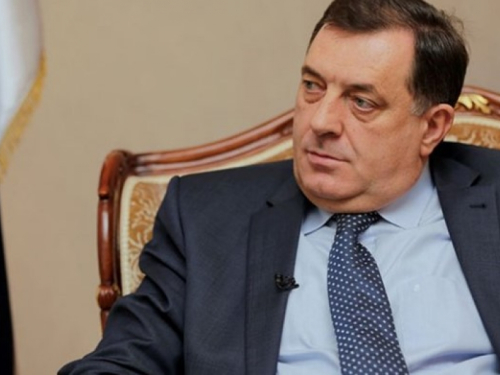 Dodik: "Ne znam što je motiv predsjednice RH da mijenja sporazum"