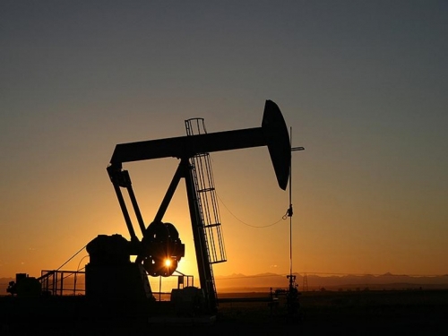 Cijene nafte porasle više od tri posto drugi tjedan zaredom
