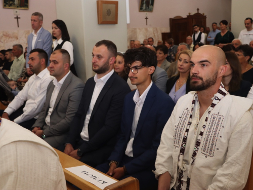 FOTO: Krizma u župi Rama-Šćit