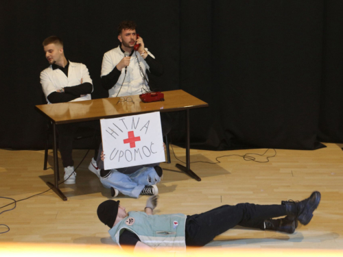 FOTO: Valentinovo u Prozoru - Maturanti priredili nezaboravnu večer