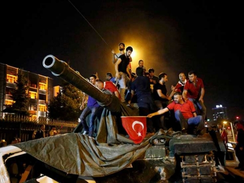 Okrutna Turska: Doživotni zatvor za 92 osobe