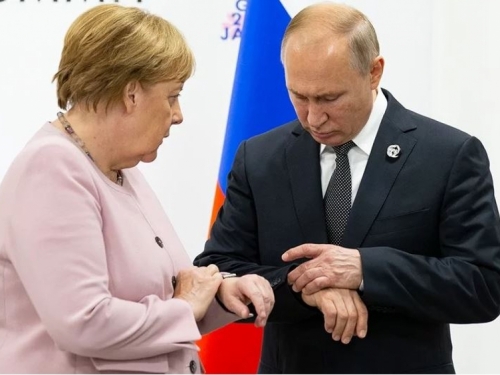 Merkel dolazi kod Putina, razgovarat će bez prevoditelja