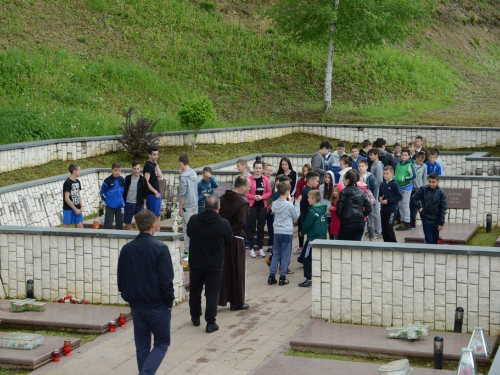 FOTO: Druženje ministranata na Uzdolu