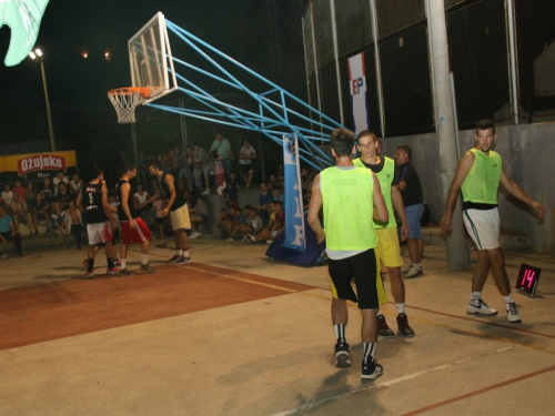 FOTO: Binvest Lubura pobjednik 14. Streetball turnira u Prozoru