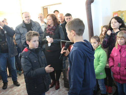 FOTO: Sv. Nikola radosno dočekan i u župi Rama Šćit