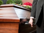 U Sloveniji osnovan pogrebni servis "Plati danas, umri sutra"