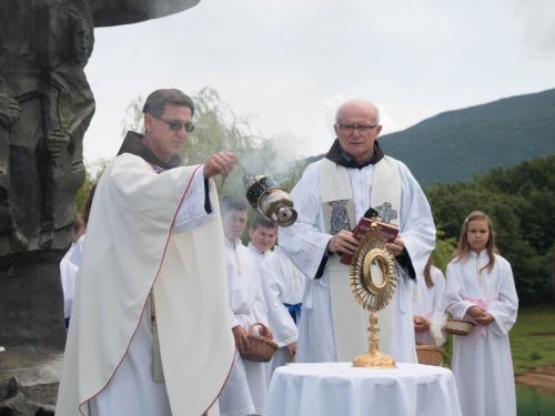 FOTO: Tijelovo u župi Rama - Šćit