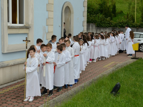 FOTO: Prva pričest u župi Prozor