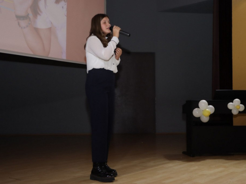 FOTO: Ines Markešić i Magdalena Zadro pobjednice dječjeg festivala ''Mala Rama 2024.''