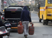 Iran: Ako naša postrojenja budu mete napada, gađat ćemo američke kompanije