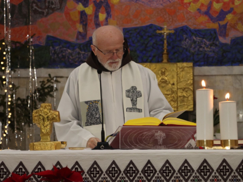 FOTO: Polnoćka na Šćitu