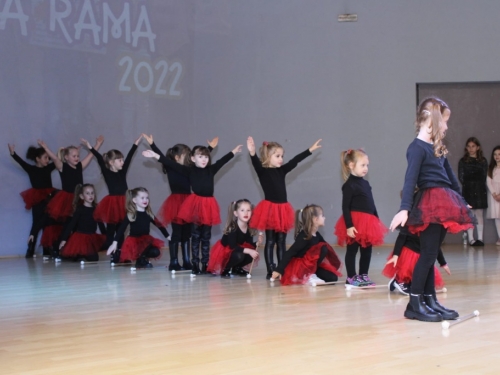 FOTO: Karla Bošnjak pobjednica dječjeg festivala ''Mala Rama 2022.''