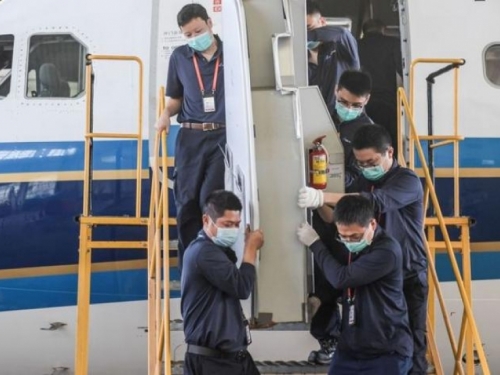 Kinezi u Italiju poslali avion s 31 tonom medicinske opreme, stiglo i devet stručnjaka