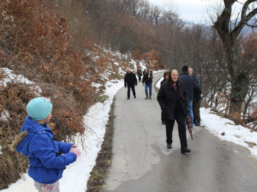 FOTO: Put križa - Treća korizmena nedjelja u župi Uzdol