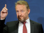 Izetbegović najavljuje nove udare na Hrvate i proziva ''trojku'' za ''izdaju''