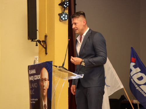 FOTO/VIDEO: HDZ BiH Rama održao centralni predizborni skup u Prozoru