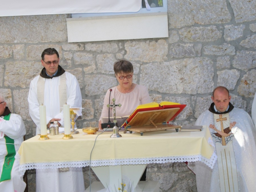 FOTO: Proslava sv. Ante u Zvirnjači