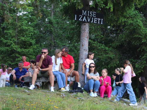 FOTO/VIDEO: Uočnica na Kedžari - Divin dan 2025.