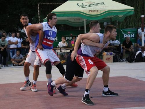 FOTO: ''General Vasilije Mitu'' iz Zagreba pobjednik 15. Streetball Rama