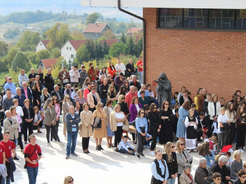 FOTO: Vanjska proslava svetoga Franje u Rumbocima