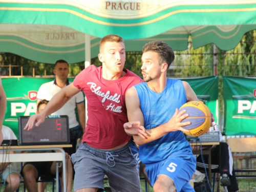 FOTO: ''General Vasilije Mitu'' iz Zagreba pobjednik 15. Streetball Rama