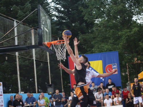 FOTO: Druga večer turnira 19. Streetball Rama