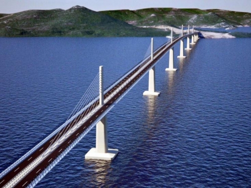 Kinezi grade Pelješki most