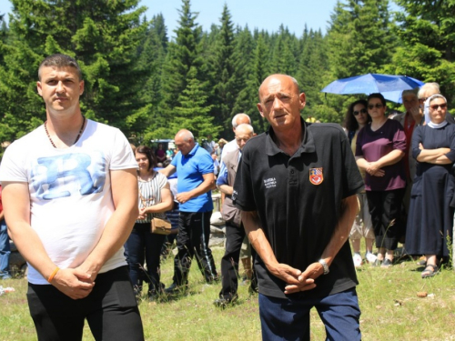 FOTO/VIDEO: Proslava Dive Grabovčeve na Kedžari