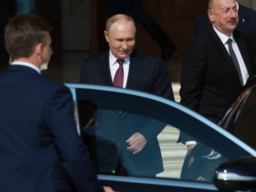 Putin: Ruska vojska brzo napreduje u Ukrajini