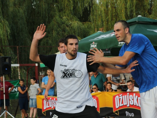 FOTO: ''General Vasilije Mitu'' iz Zagreba pobjednik 15. Streetball Rama