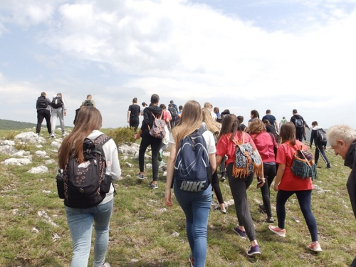 FOTO: ''Škola u prirodi'' na planini Draševo