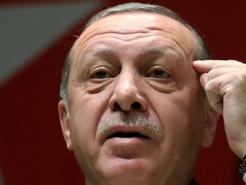 Bijesni Erdogan nazvao Izrael "terorističkom državom" i "ubojicom djece"