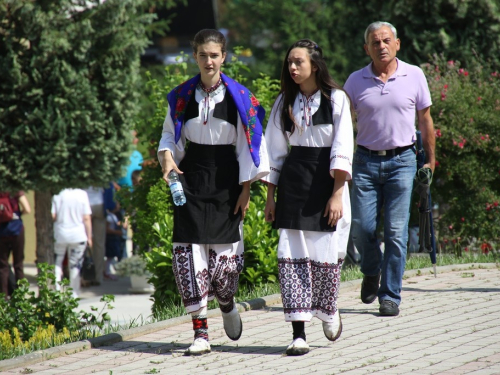 FOTO: Na Uzdolu svečano proslavljen sv. Ivo i 160. obljetnica župe