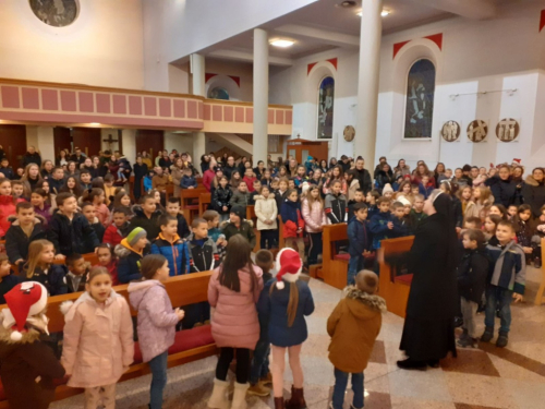 FOTO: Sv. Nikola posjetio župu Prozor