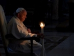 Papa Franjo na misi uskrsnog bdijenja osudio okrutnost rata u Ukrajini